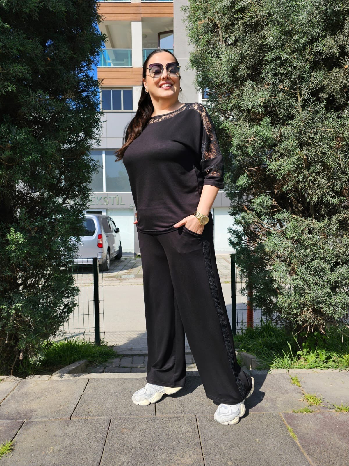 Dantel Detaylı Takım