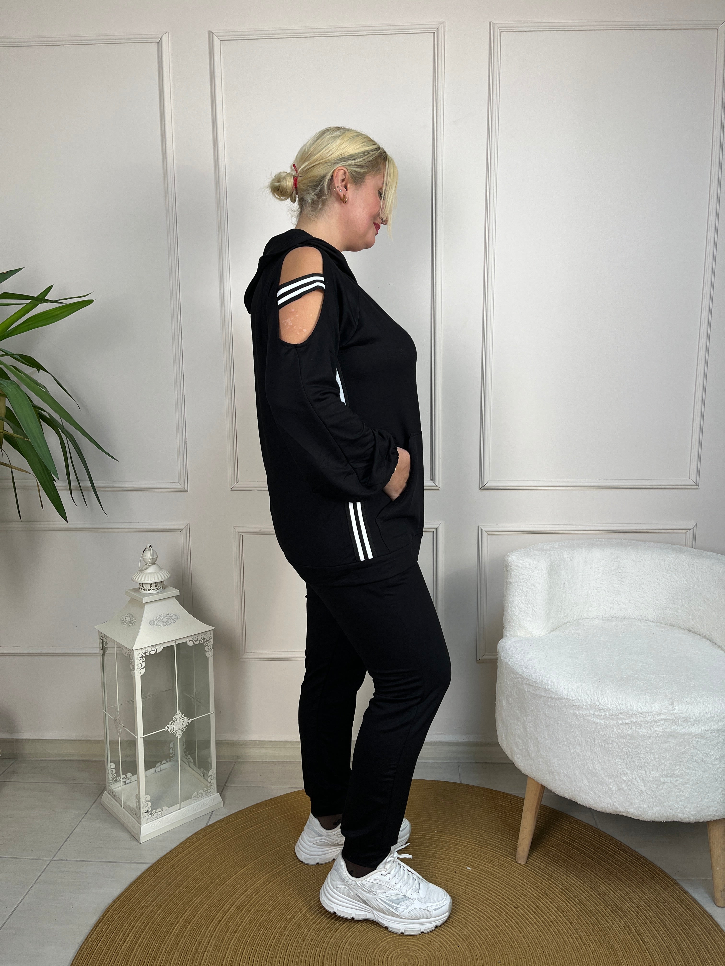 Omuz Detaylı Takım