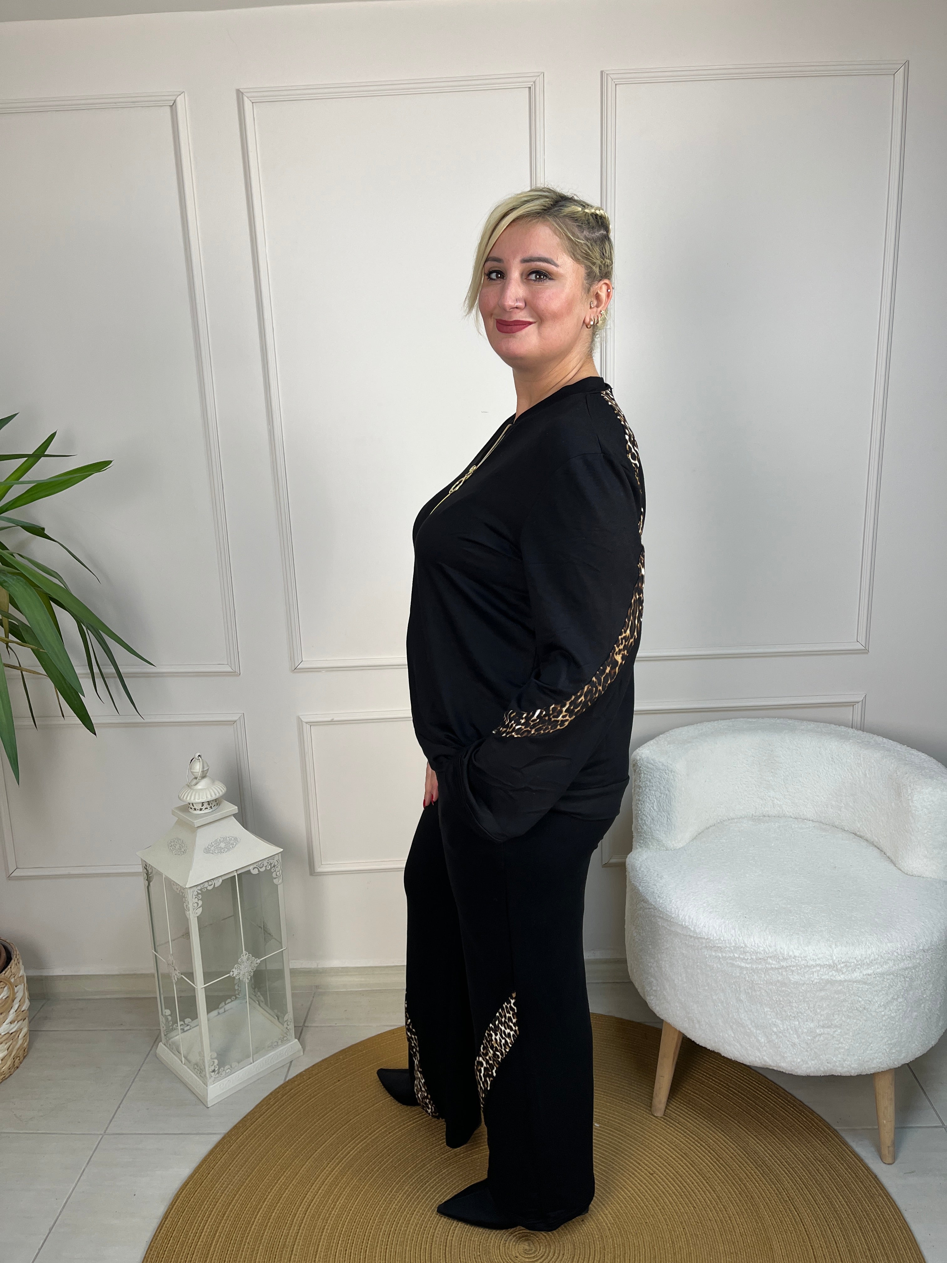 Bol Paça Leopar Garnili Takım