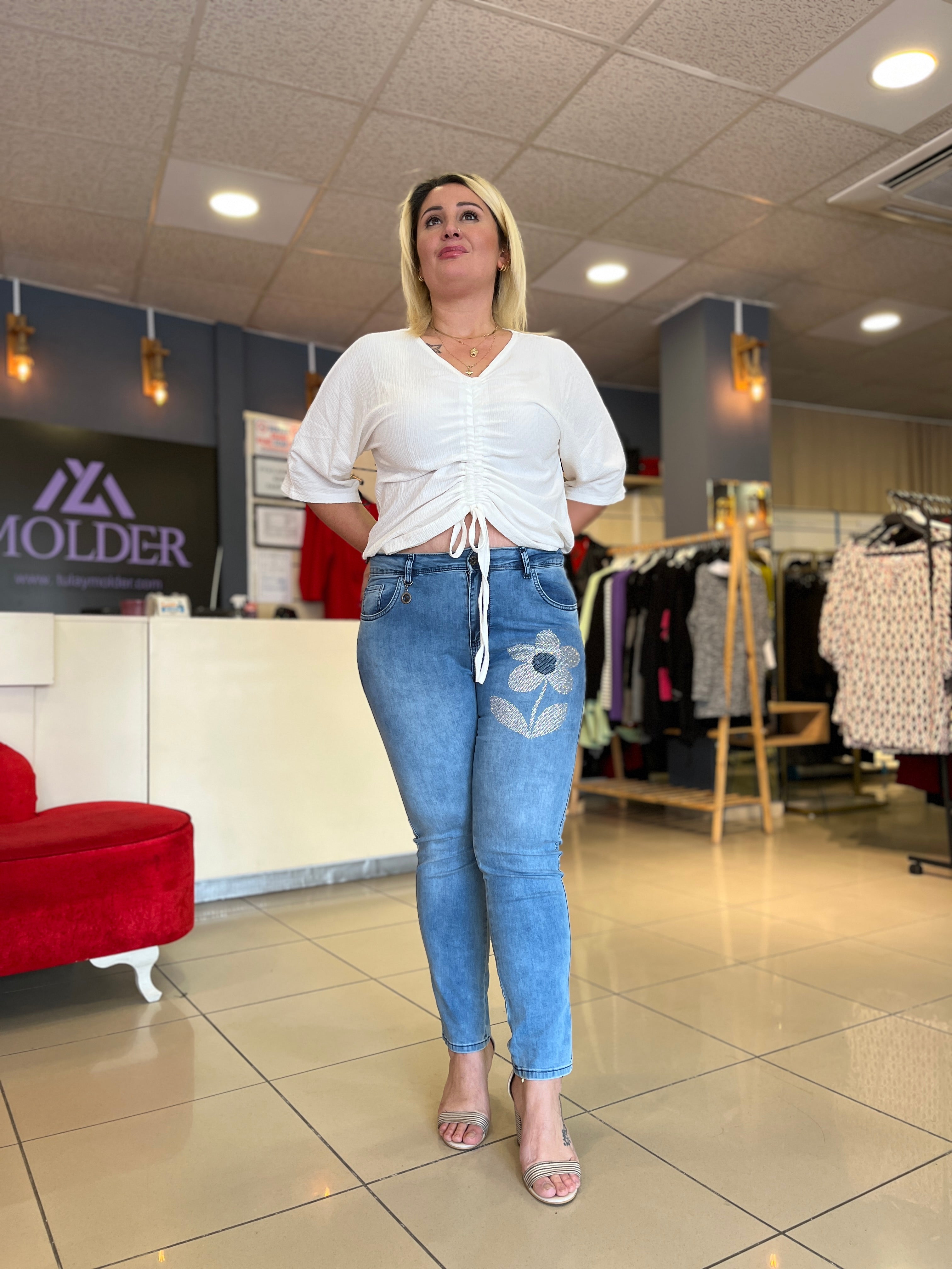 Taş Çiçekli Pantolon