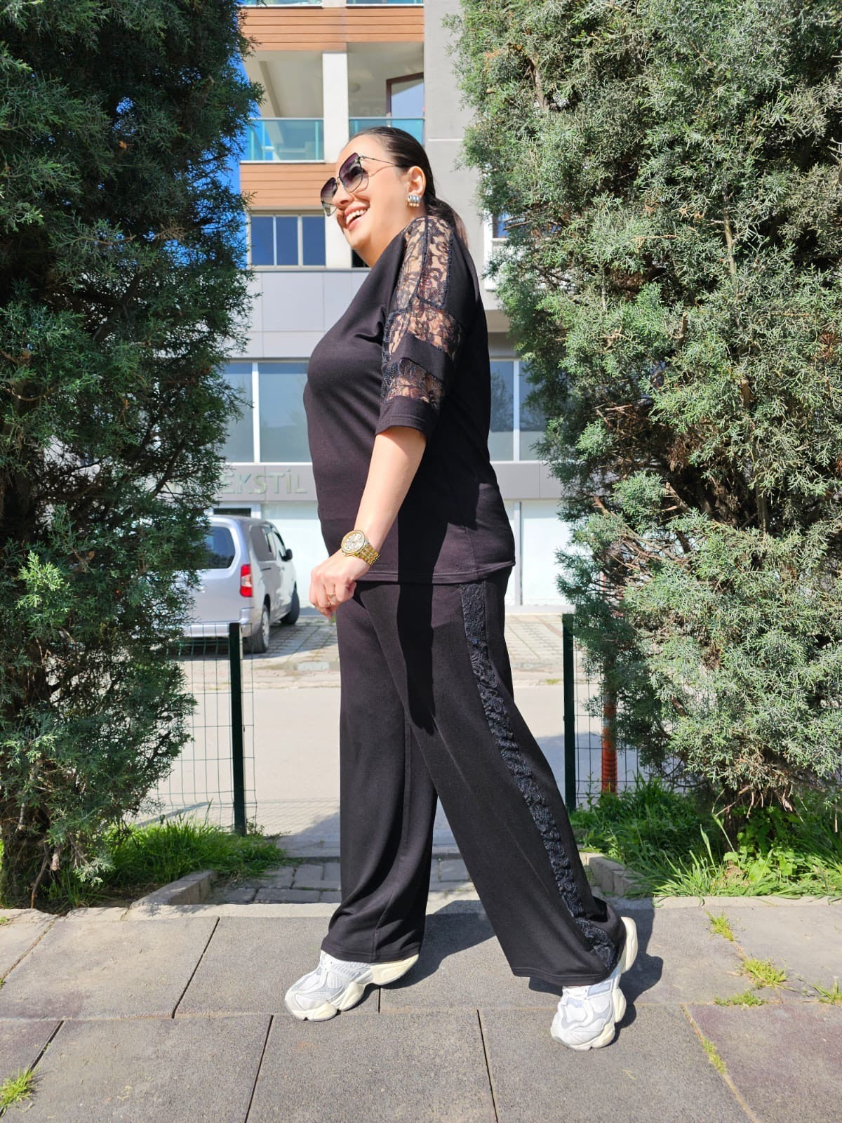 Dantel Detaylı Takım